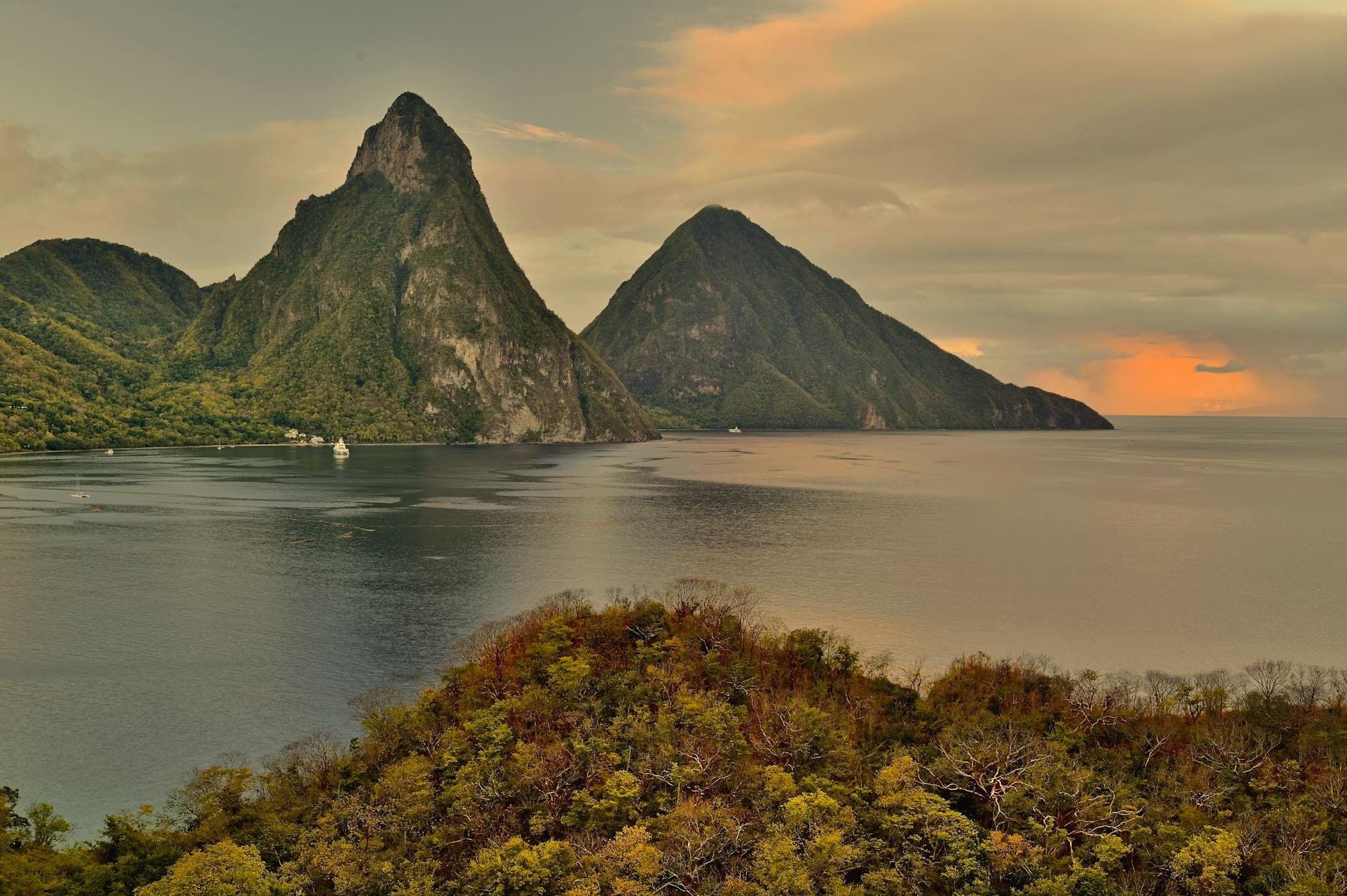 St. Lucia travel - Photo by Stephen Noulton on Pexels